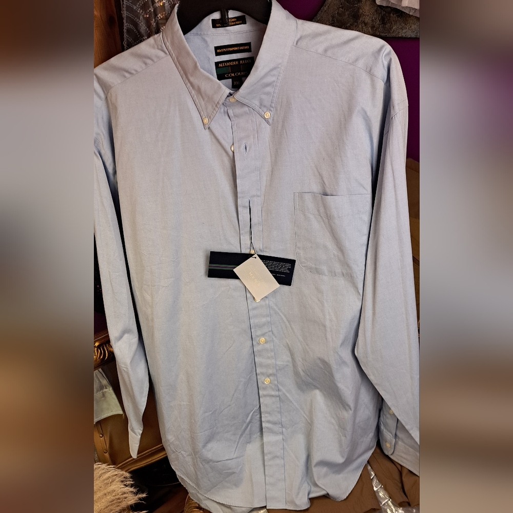 Alexander Julian Men's Light Blue Button-Down Shirt. XXL. NWT